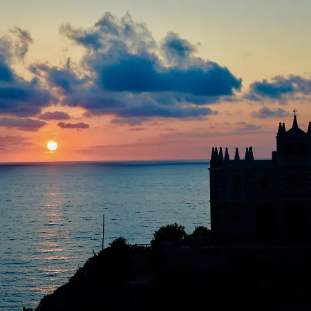 Morgana, Nel Centro Di Con Vista Mare! Appartamento Tropea